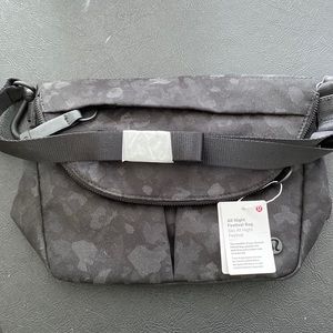 NWT Lululemon All Night Festival Bag